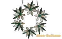 4 021 beige gruener blumenkranz